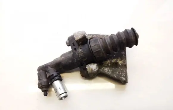 Clutch master cylinder