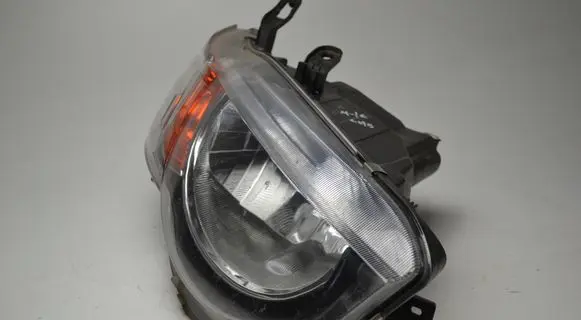 Mitsubishi Colt Headlight/headlamp 468G