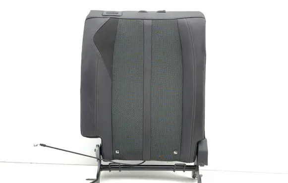 Peugeot 3008 II Rear seat 