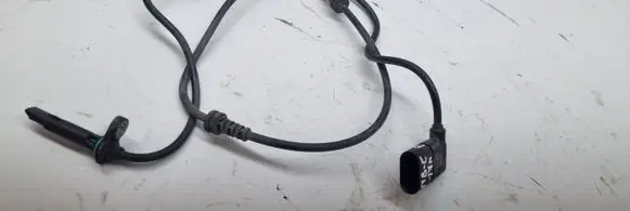 Mercedes-Benz C W205 ABS brake wheel speed sensor 0265009319