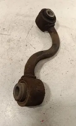 Nissan Qashqai+2 Rear control arm