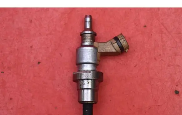 Fuel injector