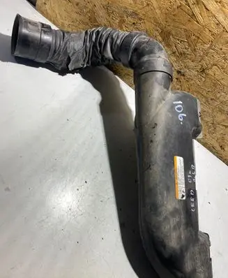 KIA Ceed Air intake duct part 28212-1H000