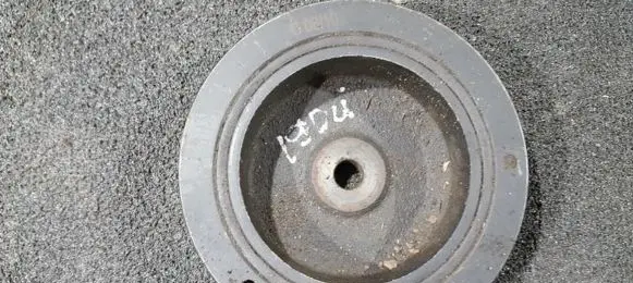 Renault Megane I Crankshaft pulley