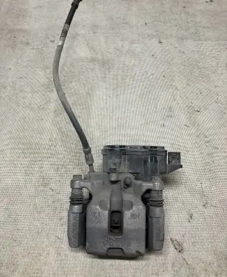 Volvo XC40 Rear brake caliper 31471185 31665005