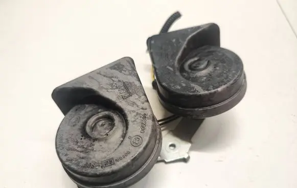 Ford Mustang V Horn signal