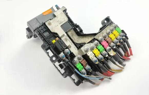 Citroen DS5 Fuse module 9665878380