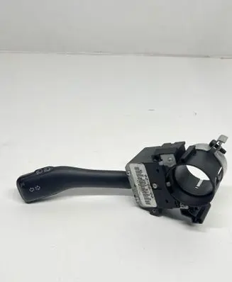 Volkswagen Golf IV Indicator stalk 8L0953513G 020800