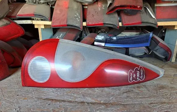 Toyota Yaris Rear/tail lights 52028