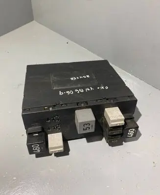 Volkswagen PASSAT B6 Comfort/convenience module 3C0937049E F005V00526 H37S1002