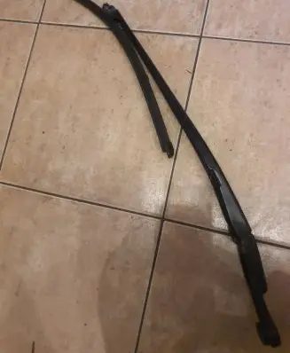 Audi A4 S4 B7 8E 8H Windshield/front glass wiper blade 179784