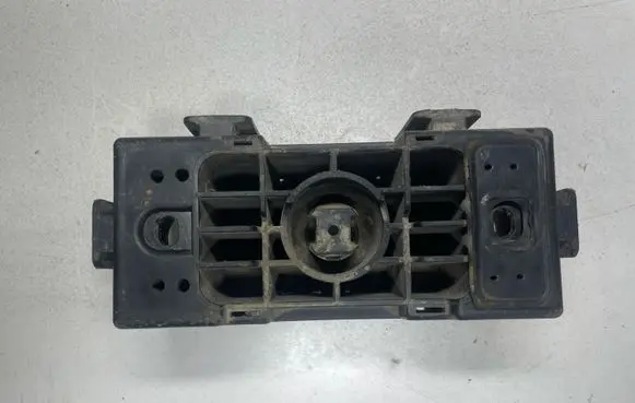 Mercedes-Benz GL X166 Jacking socket point A1666900134