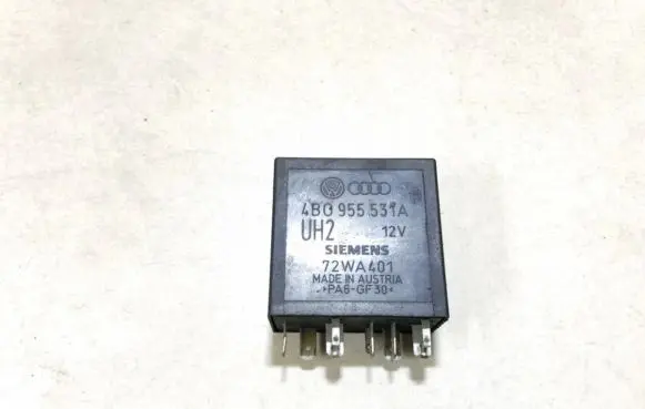 Volkswagen PASSAT B5 Other relay 4b0955531