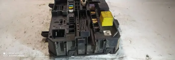 Opel Zafira B Fuse module 5DK00866924