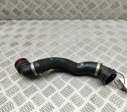 BMW X5 G05 Engine coolant pipe/hose 8596052