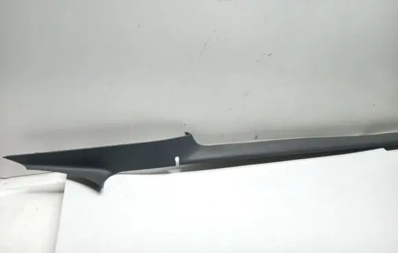 Volkswagen Golf V Rear sill trim cover 1K3853371