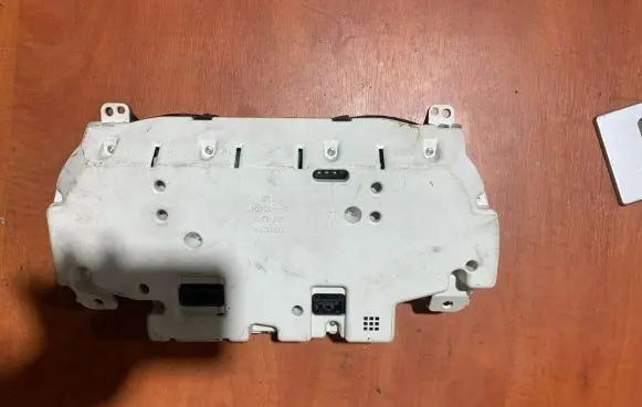 Lexus ES 250 - 300 - 330 Speedometer (instrument cluster) 8380033B70 2574303451
