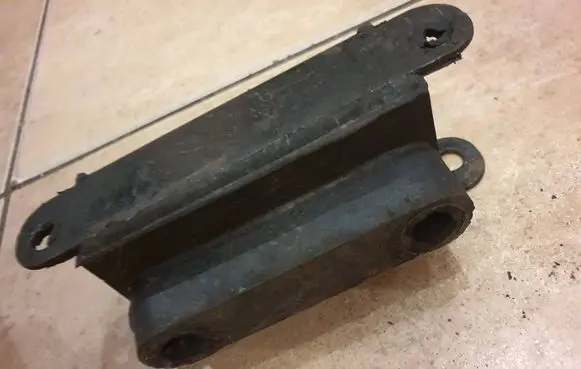 Moskvich 2140 Gearbox mount 4121001050b