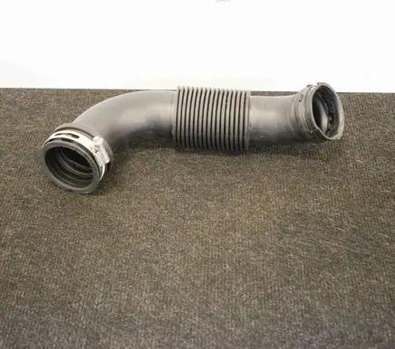 Ford Focus Air intake duct part 1097281S01