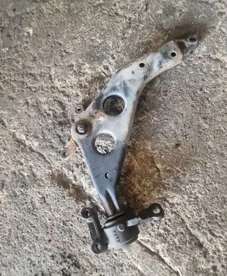 Mini One - Cooper R50 - 53 Front lower control arm/wishbone
