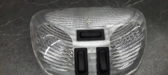Nissan Almera Tino Headlining lighting console trim 15517700