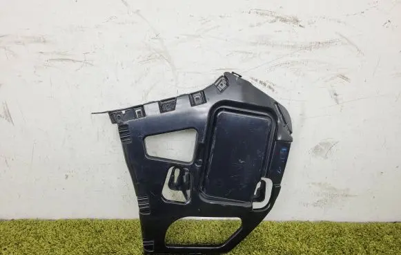 BMW 2 F22 F23 Rear bumper mounting bracket 7285533 51127285533