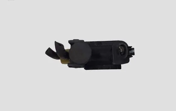 Volvo V40 Turbo solenoid valve 31339808 70466400