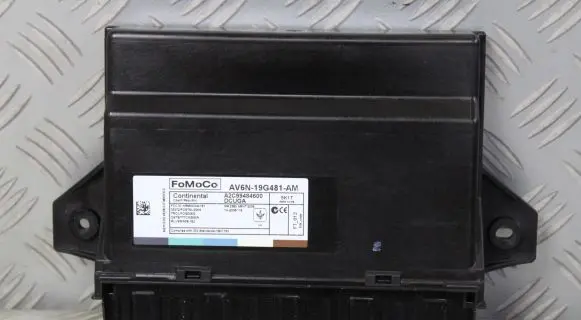 Ford Kuga II Comfort/convenience module AV6N-19G481-AM