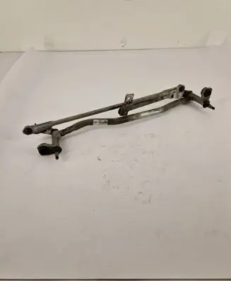 Volkswagen Jetta VI Front wiper linkage and motor 5C7955023B