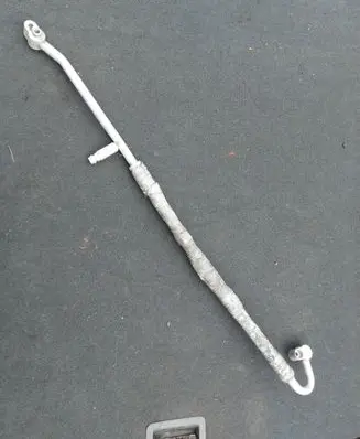 Volkswagen Polo Air conditioning (A/C) pipe/hose 6Q0820721S