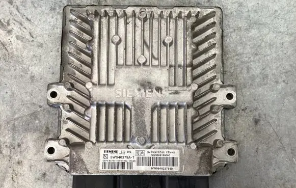 Peugeot 407 Engine control unit/module 9658198080 5WS40379AT W9648237680