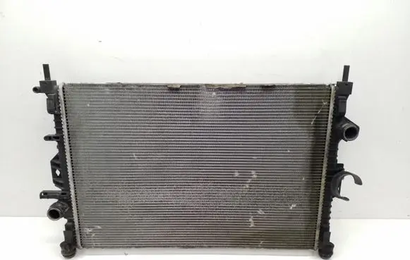 Ford Kuga I Coolant radiator 8V418C342AC