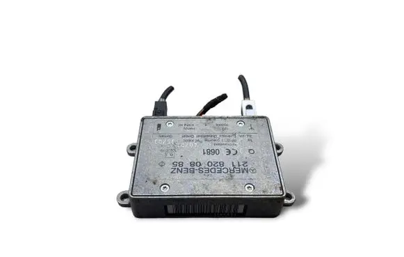 Mercedes-Benz E W211 Bluetooth antenna 2118200885 K5307