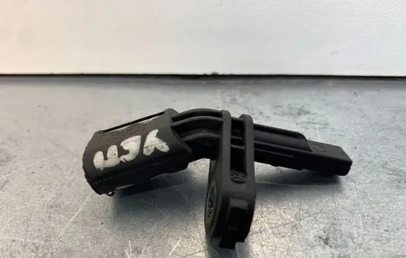 Skoda Yeti (5L) ABS brake wheel speed sensor WHT003856