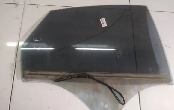 Ford Mondeo MK IV Rear door window glass AS2