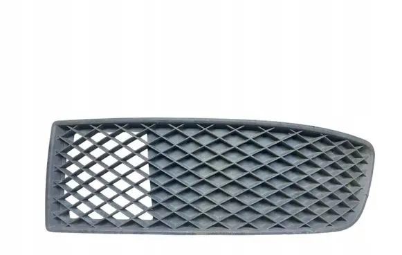Volkswagen Polo III 6N 6N2 6NF Front bumper lower grill 