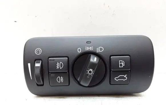 Volvo V70 Light switch 30739414