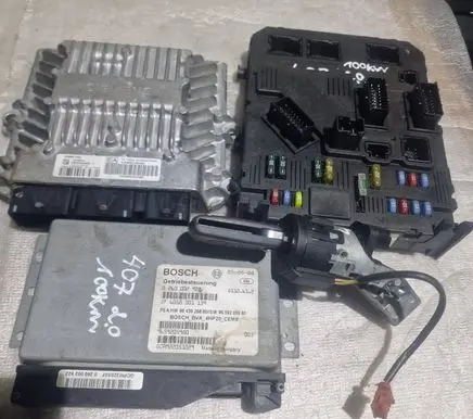Peugeot 407 Engine ECU kit and lock set 9655534080 5WS40265CT 9660780980