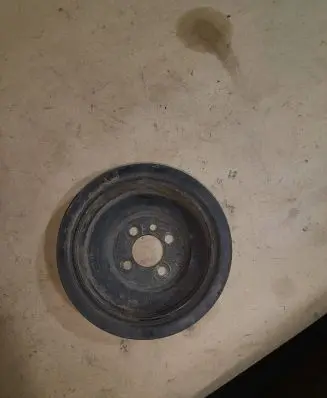 Seat Alhambra (Mk1) Crankshaft pulley 03G105243