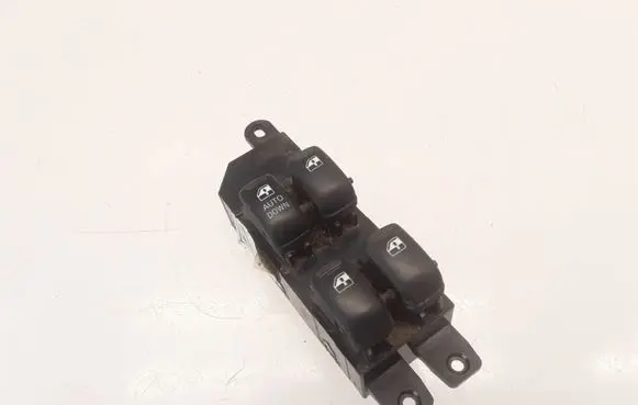 Hyundai Santa Fe Electric window control switch 9357026000