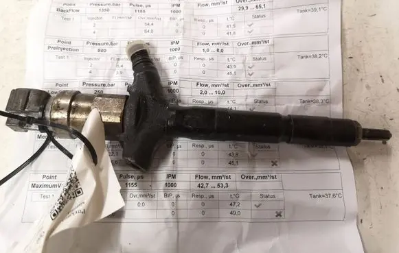 Opel Signum Fuel injector 897239161 8972391616
