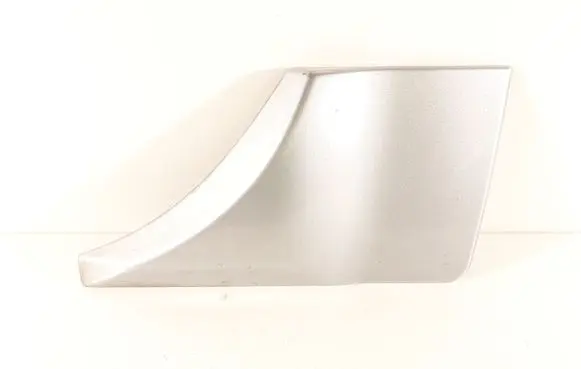 Mitsubishi Pajero Tailgate trim MN117244