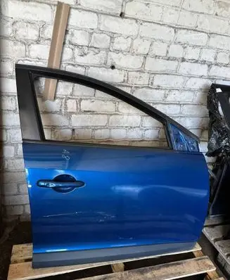 Renault Megane III Front door