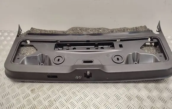 BMW 5 G30 G31 G38 Tailgate/boot cover trim set 7390400 51497439896