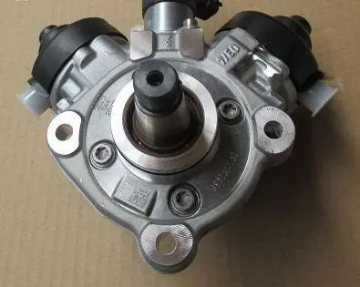 Jeep Gladiator Fuel injection high pressure pump 0445012013