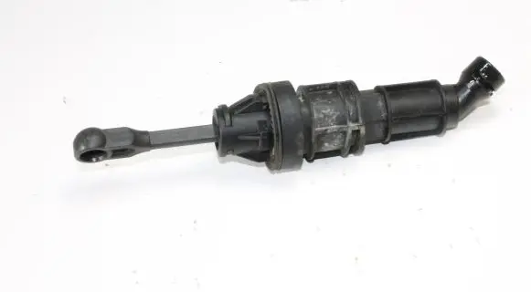 Mitsubishi ASX Clutch slave cylinder 