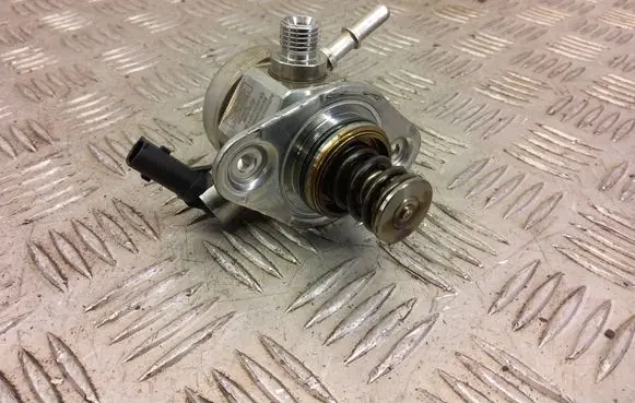 KIA Pro Cee'd III Fuel injection high pressure pump 3532003AC0