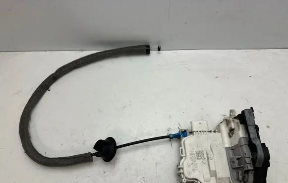 Audi A3 S3 8V Front door lock 8X1837016C