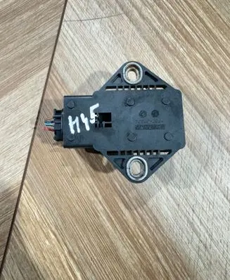 Mercedes-Benz E W211 ESP acceleration yaw rate sensor 0265005267