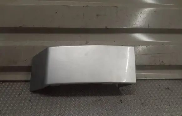 Volvo XC90 Rear/tail light trim molding 8620819